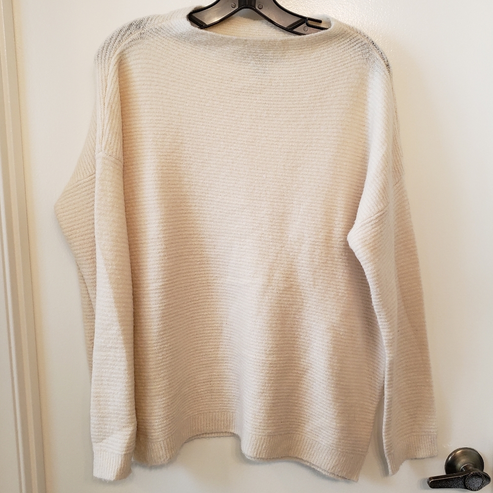 Bateau neck cream tunic sweater
